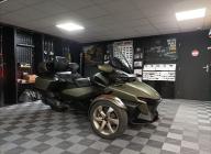 CAN-AM SPYDER RT SEA TO SKY 
