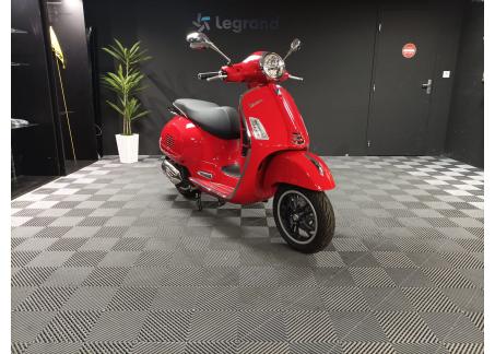 VESPA GTS 125 